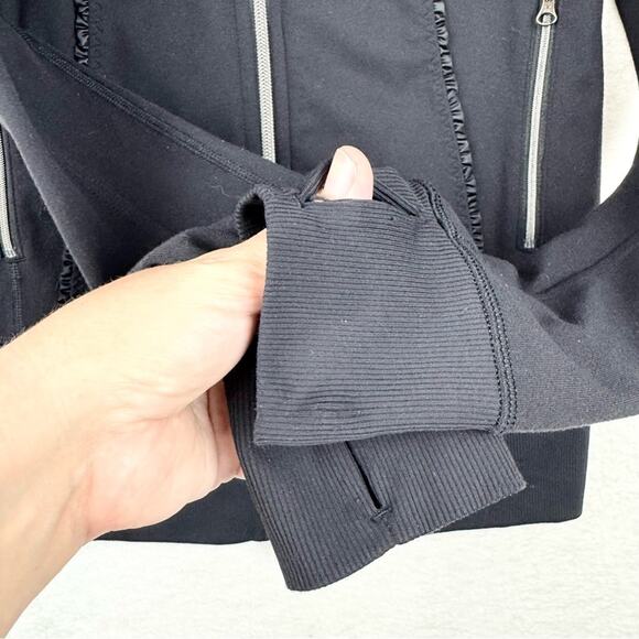 Lululemon Nice Asana Funnel Neck Athletic Mid-Layer Ruffle Jacket In Black Sz 4 - Picture 12 of 16